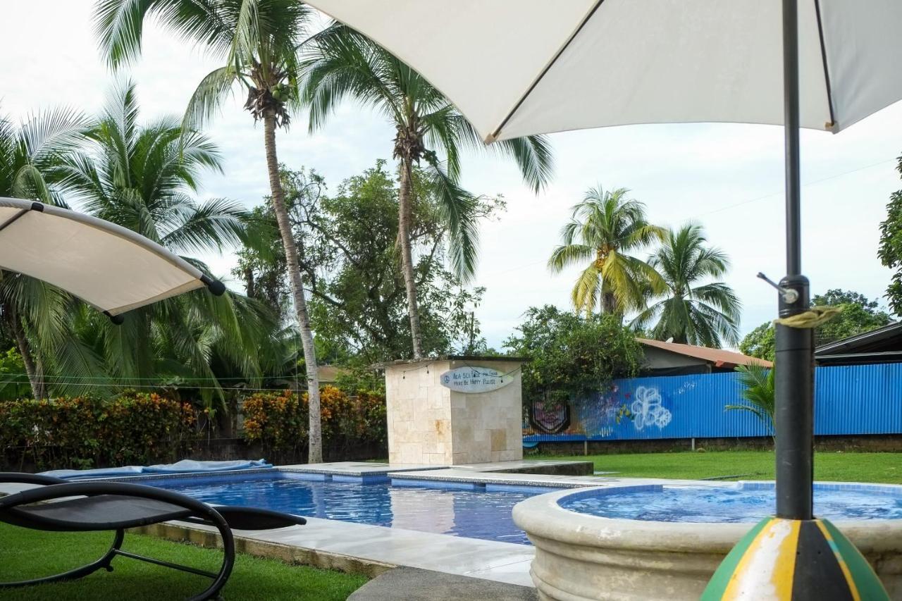 Yubarta Lodge Увита Экстерьер фото